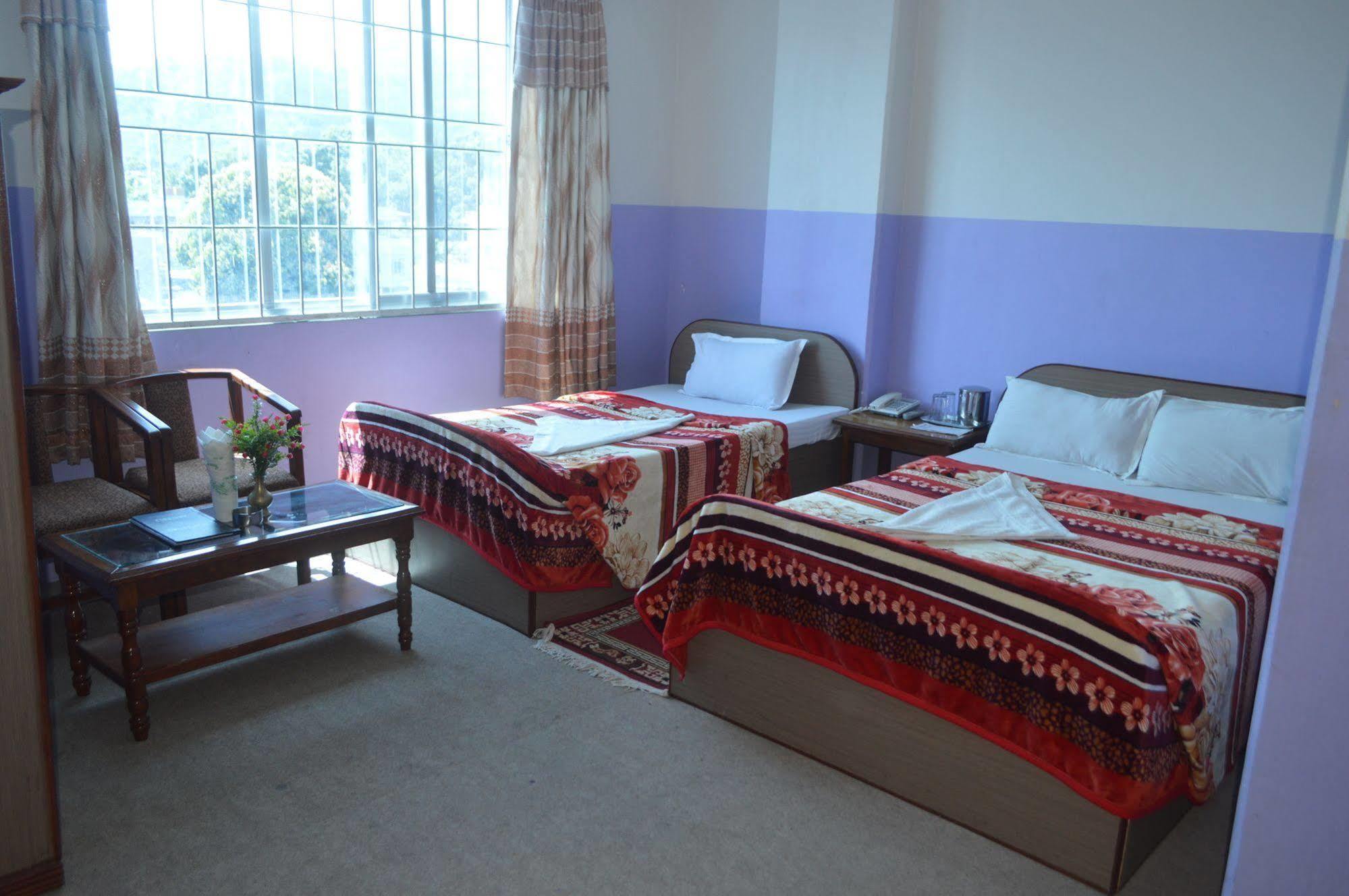 Pokhara Deep Sagar Hotel ภายนอก รูปภาพ