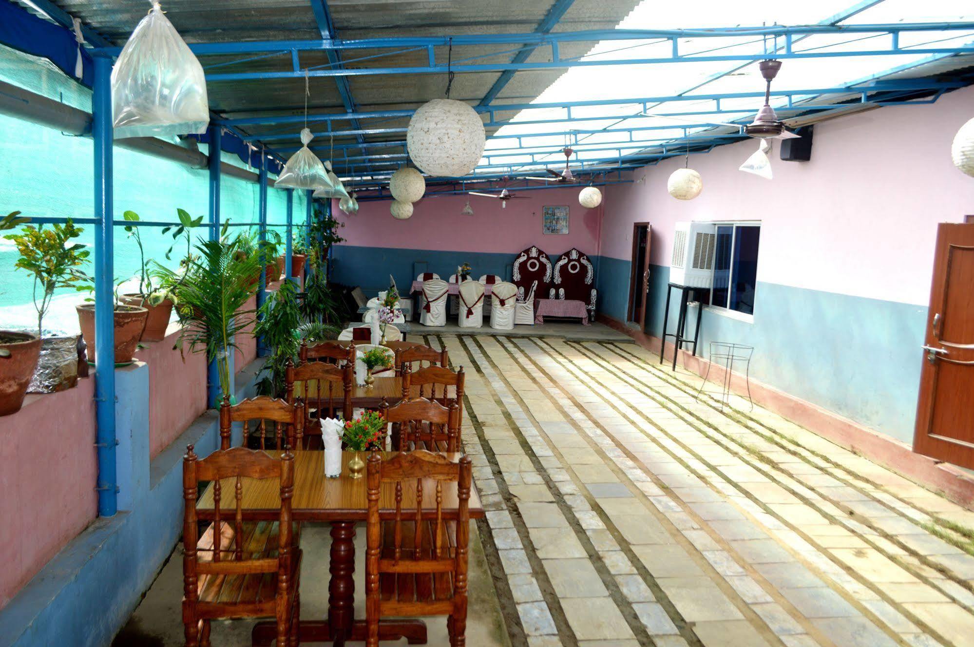 Pokhara Deep Sagar Hotel ภายนอก รูปภาพ